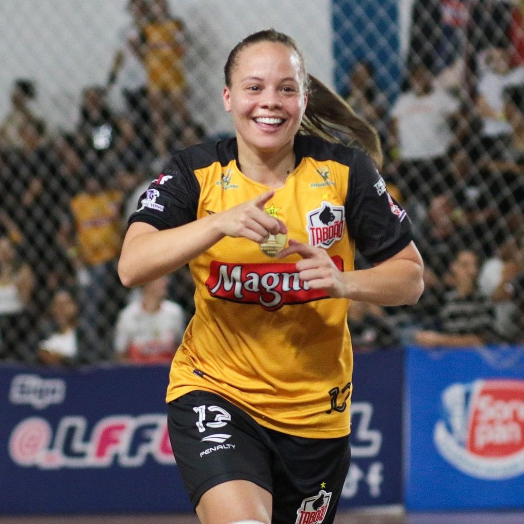 Natalinha volta as quadras com hat-trick e projeta final da LFF 2023