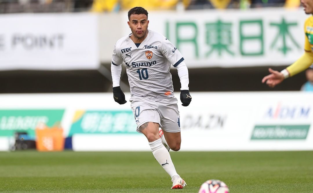 Carlinhos Júnior comenta sobre boa campanha do Shimizu S-Pulse na J-League 2 e mira acesso