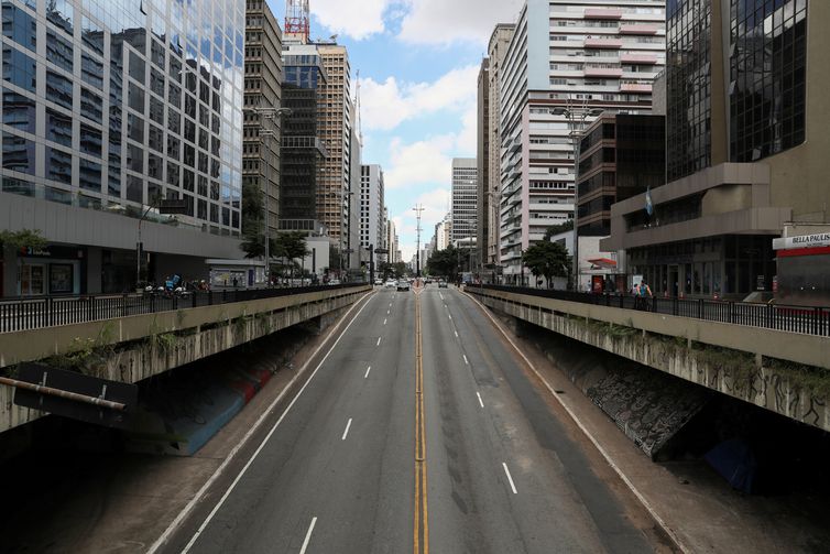 Óbitos em São Paulo pelo novo coronavírus triplicaram em uma semana