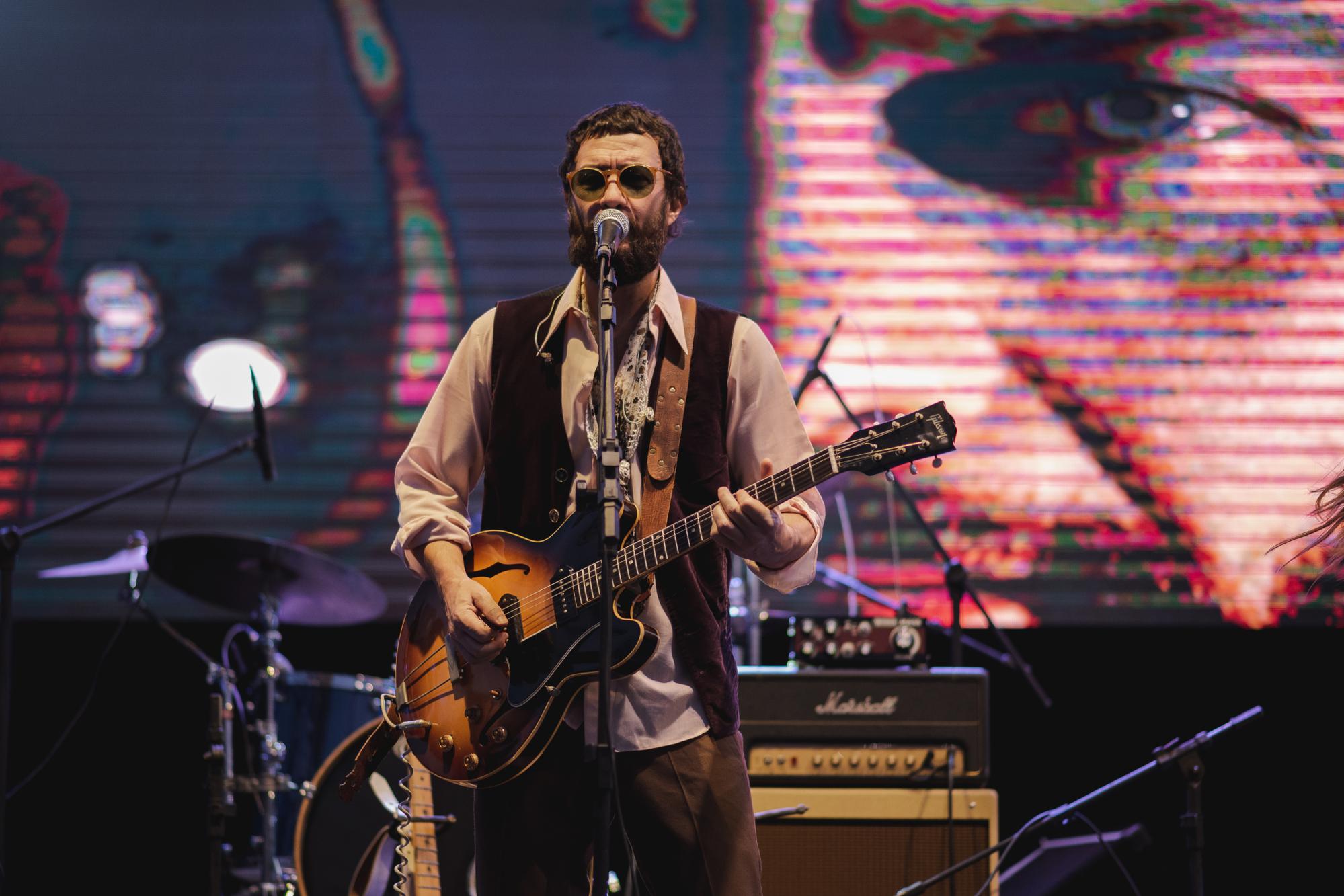 O ator e músico Gabriel Braga Nunes faz show de jazz neste domingo (20) no Parque do Povo, na capital paulista