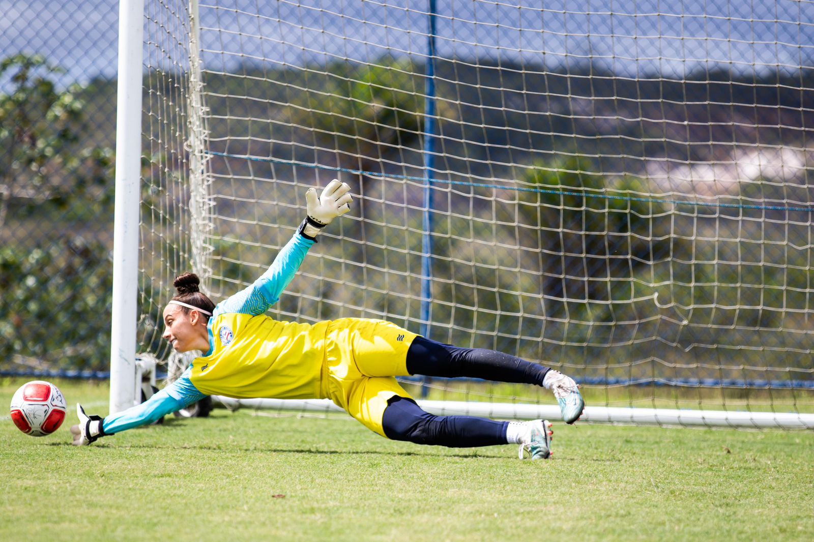 Goleira Yanne projeta estreia no Brasileirão A2 Feminino pelo Bahia