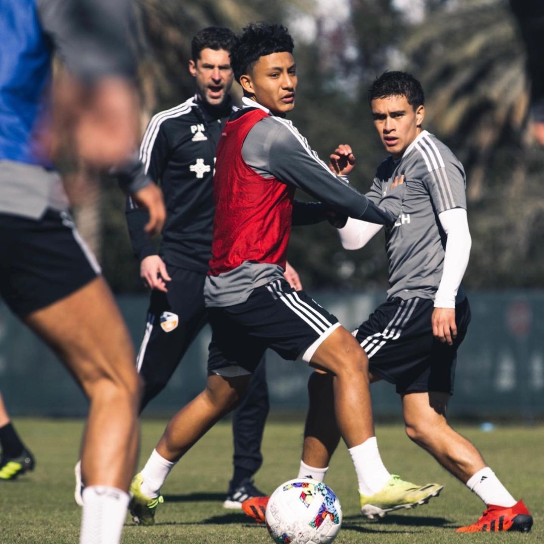 Com passagens pelo Brasil, promessa dos Estados Unidos, Stiven Jimenez, deve assinar primeiro contrato aos 14 anos na MLS