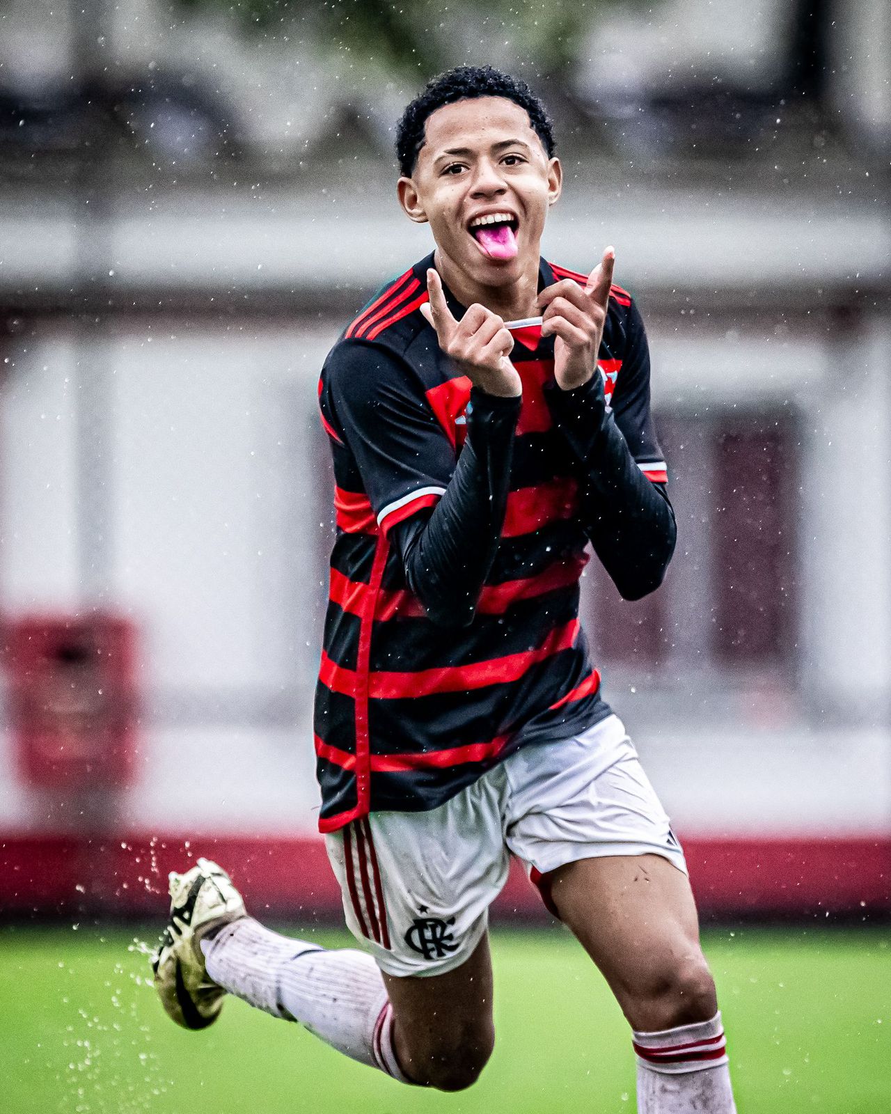 Campeão da Taça Guanabara Sub-15, Flamengo mira as quartas do estadual