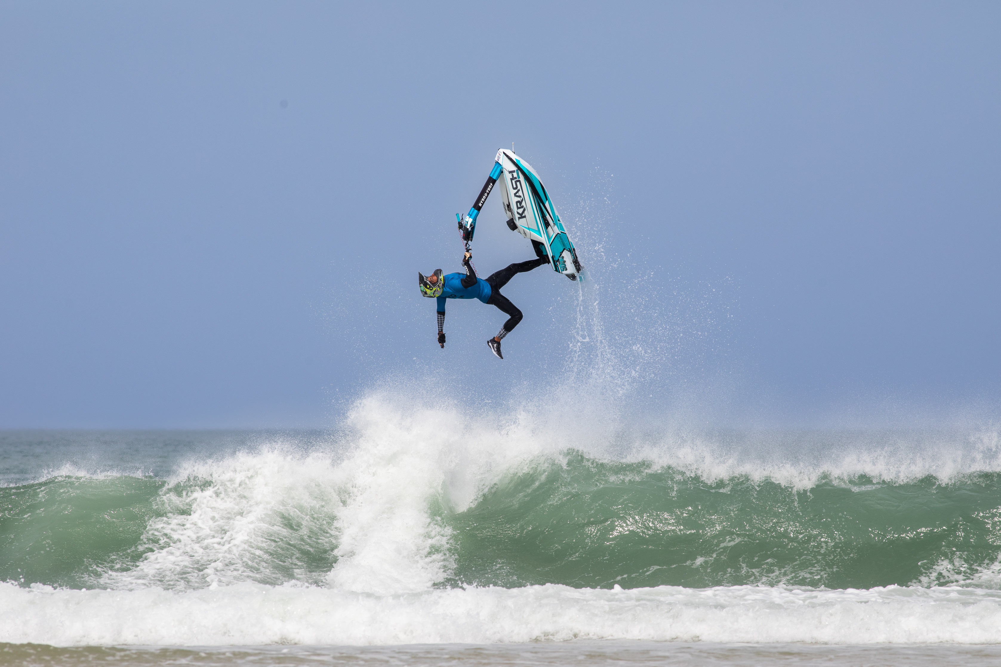 Bruno Jacob conclui passagem pela Europa no Top 3 do Mundial de Motosurf Freeride 2022