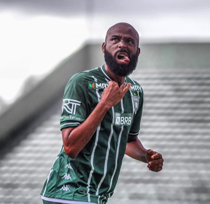 Responsável por ⅓ dos gols marcados pelo Gama no estadual, Nunes celebra boa fase no retorno ao alviverde