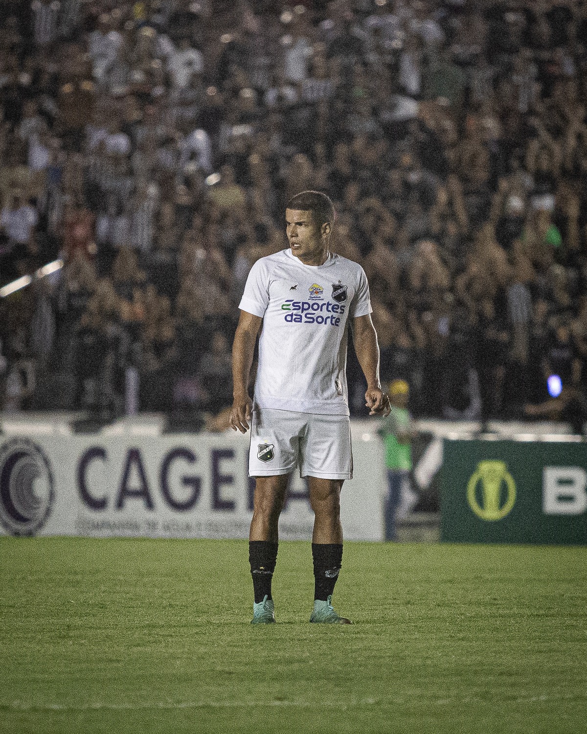 Lateral do ABC tem postura firme em relação à classificação para a segunda fase da Série C: 'Podemos e devemos sonhar'