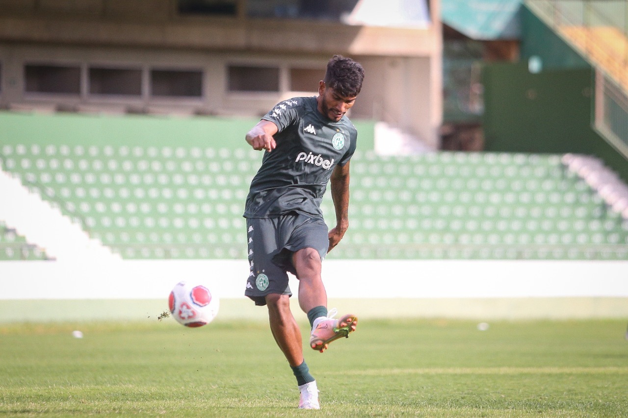 Volante do Guarani projeta estreia contra o São Paulo e destaca: “Vamos buscar alçar voos mais altos”