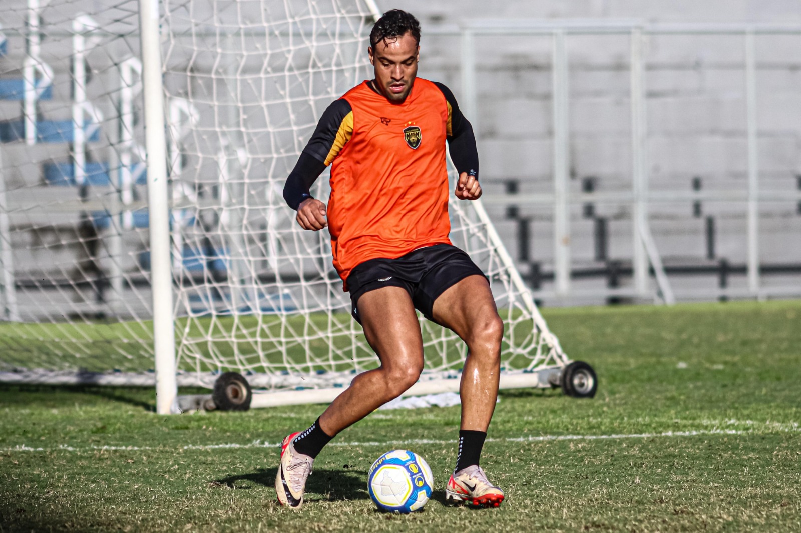 Recém-chegado ao Amazonas, Diogo Silva projeta duelo contra o Flamengo na Copa do Brasil