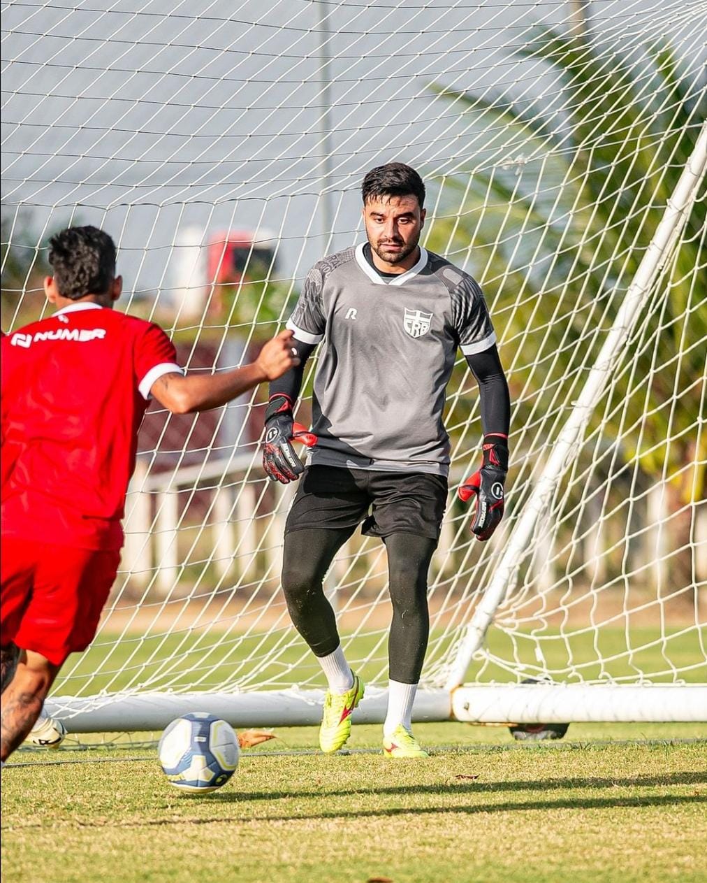 Com ataque em baixa, Botafogo-SP reencontra Matheus Albino em grande fase pelo CRB