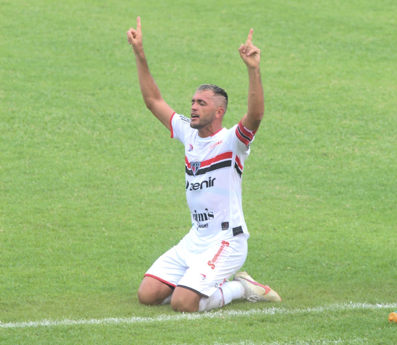 Após mais um gol, Edson Cariús celebra boa fase e projeta sequência decisiva pelo Ferroviário