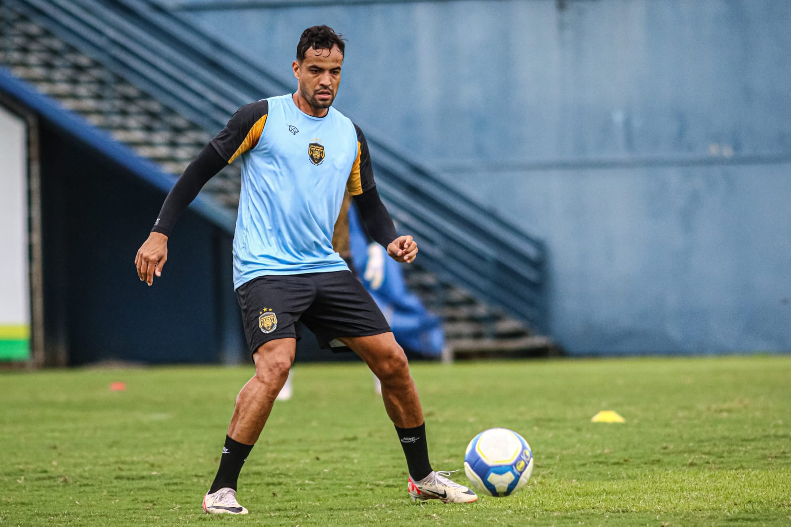 Zagueiro Diogo Silva fala em mudança de chave e projeta duelo contra o Flamengo