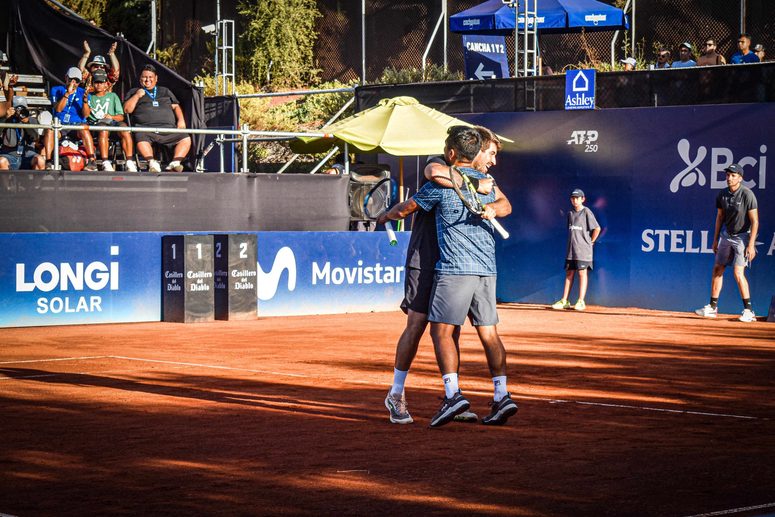 Orlando Luz alcança, em Santiago, no Chile, sua primeira final de ATP