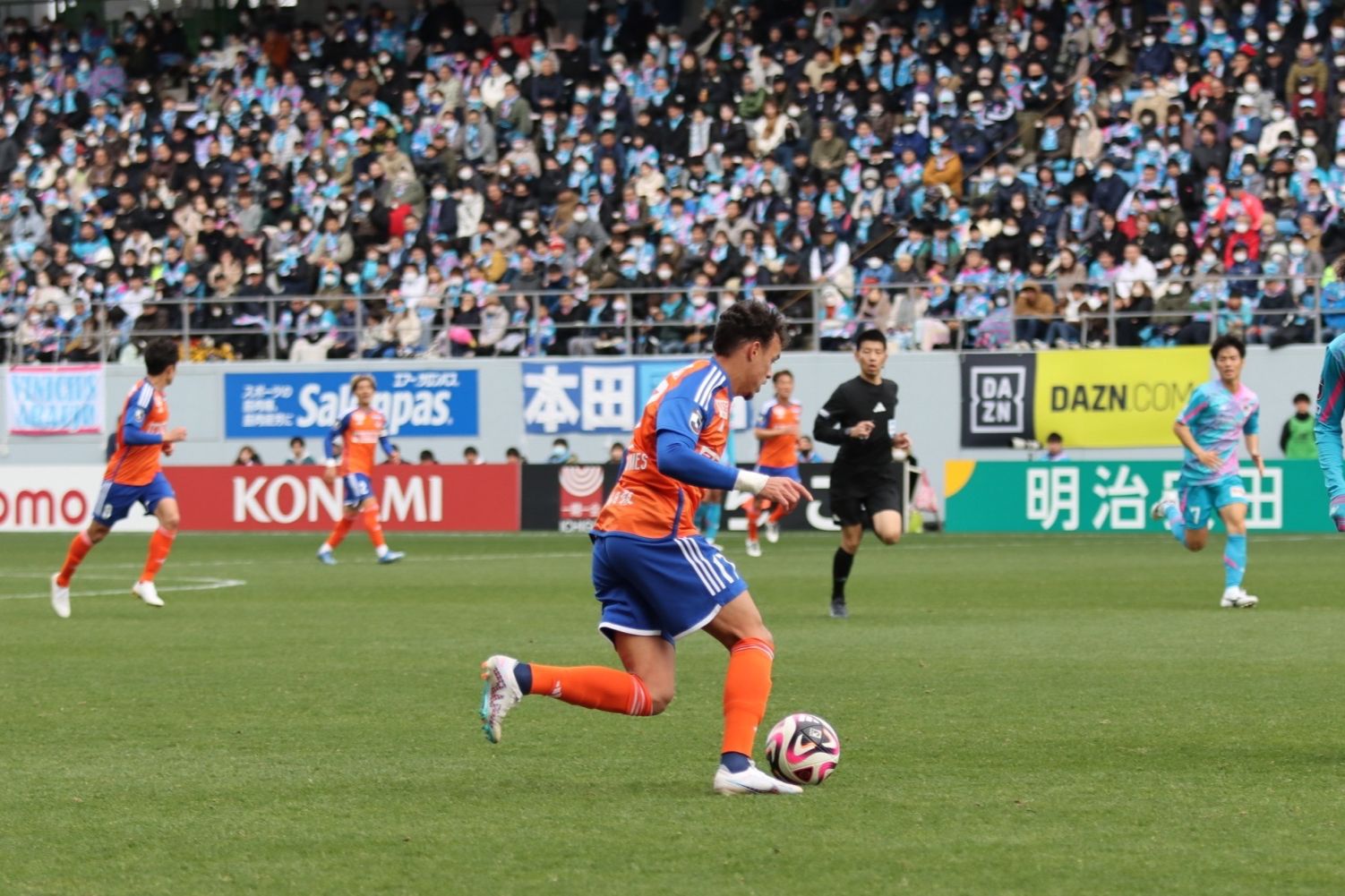 Danilo comemora volta e vitória do Albirex Niigata