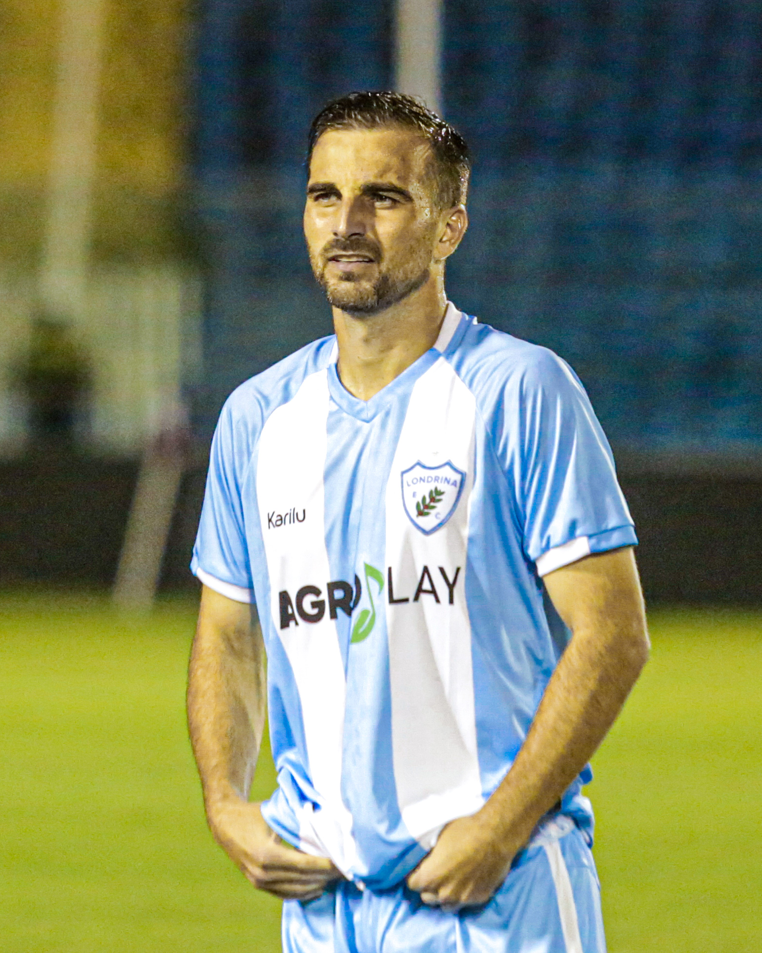 Rafael Longuine completa 20 jogos vestindo a camisa do Londrina: “Muito gratificante”