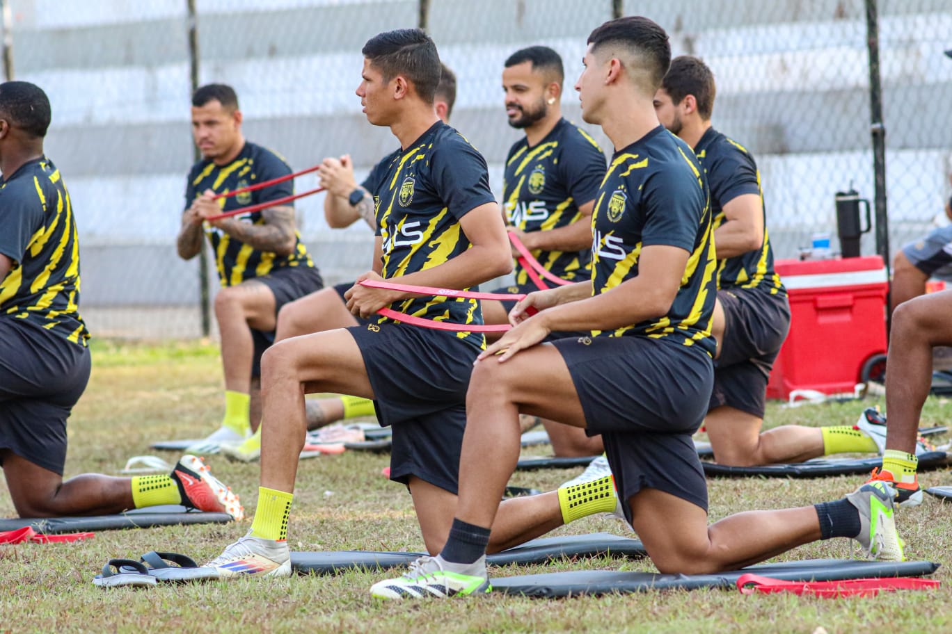 Amazonas FC encara Mirassol-SP para se aproximar do G4